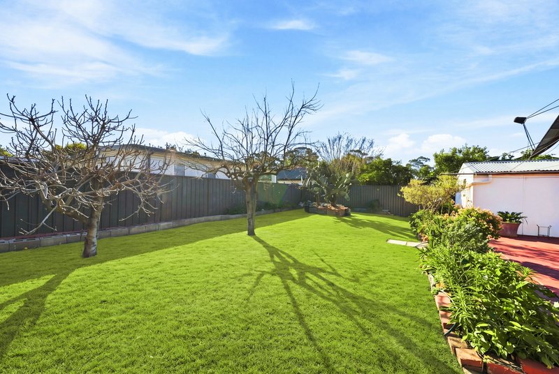 Photo - 46 Avoca Road, Canley Heights NSW 2166 - Image 14