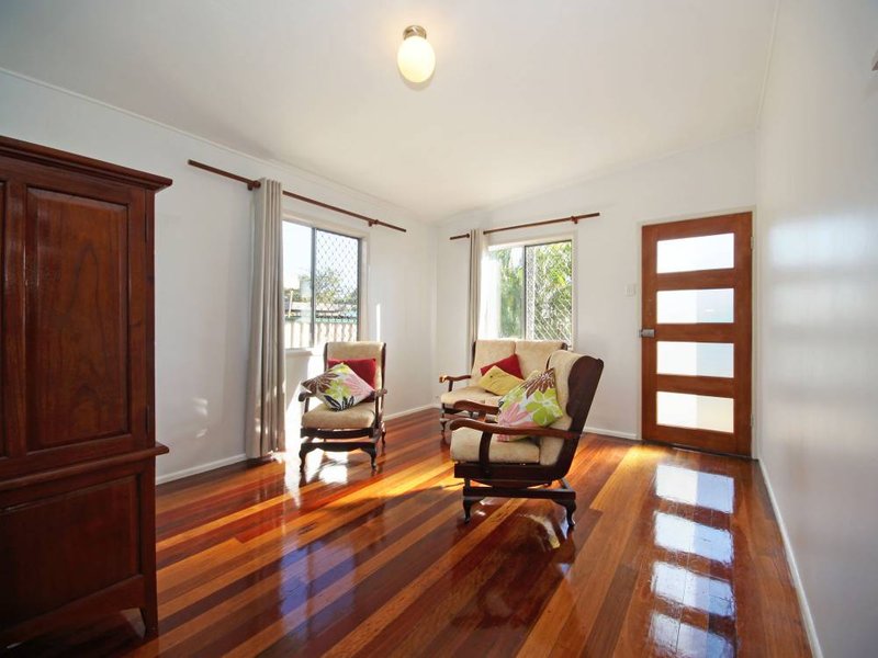 Photo - 46 Balmoral Place, Deception Bay QLD 4508 - Image 3