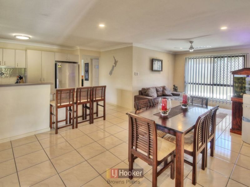 Photo - 46 Barcombe Drive, Marsden QLD 4132 - Image 3