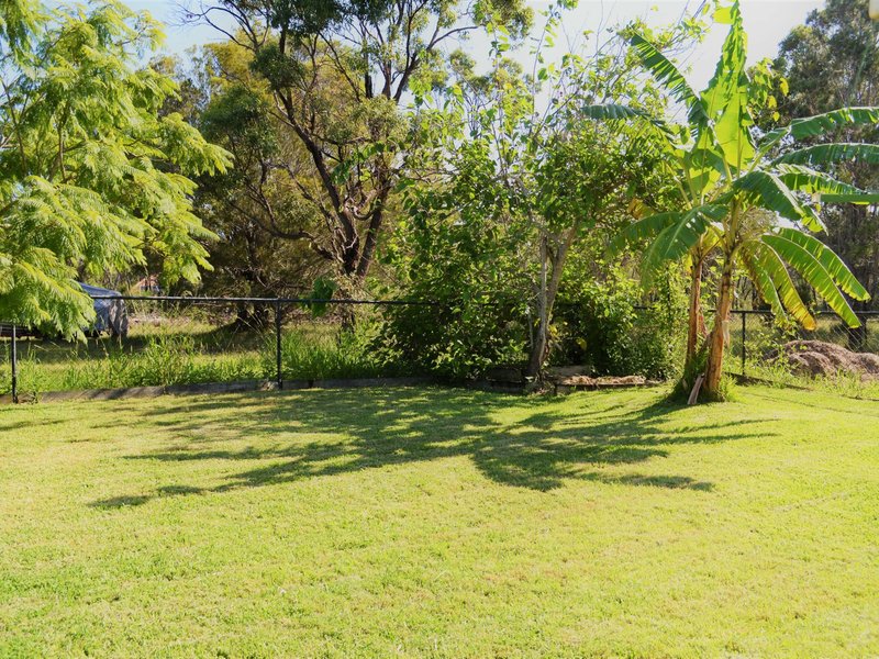 Photo - 46 Barramundi Street, Macleay Island QLD 4184 - Image 19