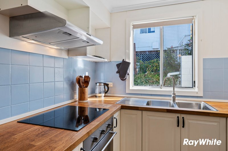 Photo - 46 Bavarde Avenue, Batemans Bay NSW 2536 - Image 5