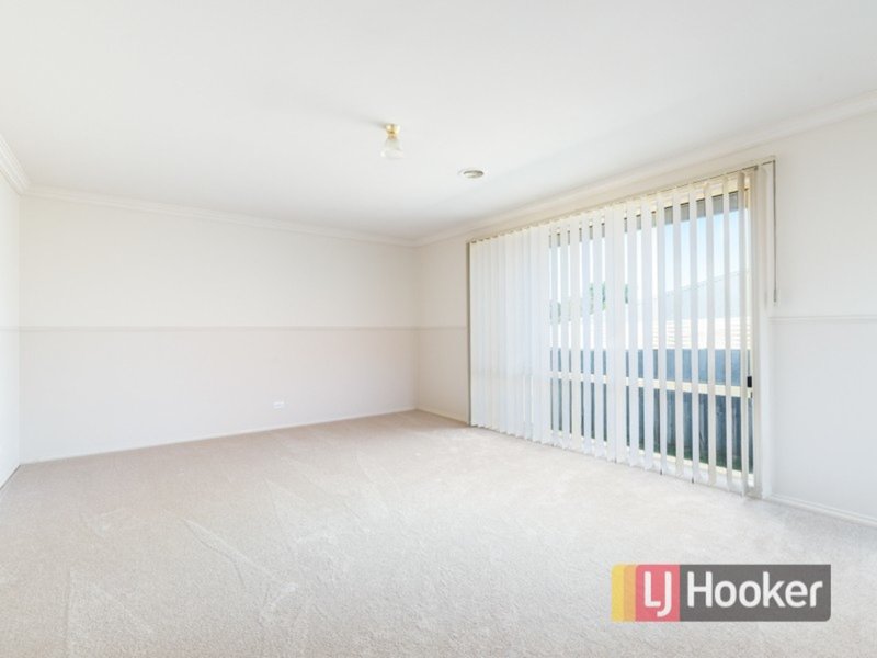 Photo - 46 Ben Drive, Pakenham VIC 3810 - Image 7