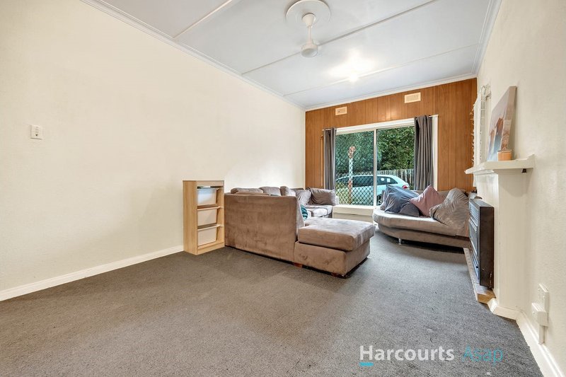 Photo - 46 Benga Avenue, Dandenong VIC 3175 - Image 2