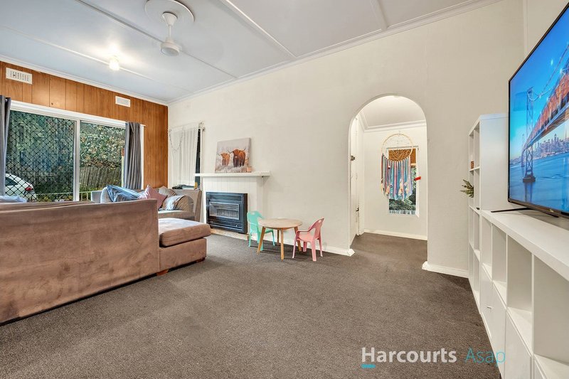 Photo - 46 Benga Avenue, Dandenong VIC 3175 - Image 4