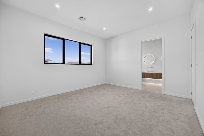 Photo - 46 Birchfield Drive, Bungendore NSW 2621 - Image 12