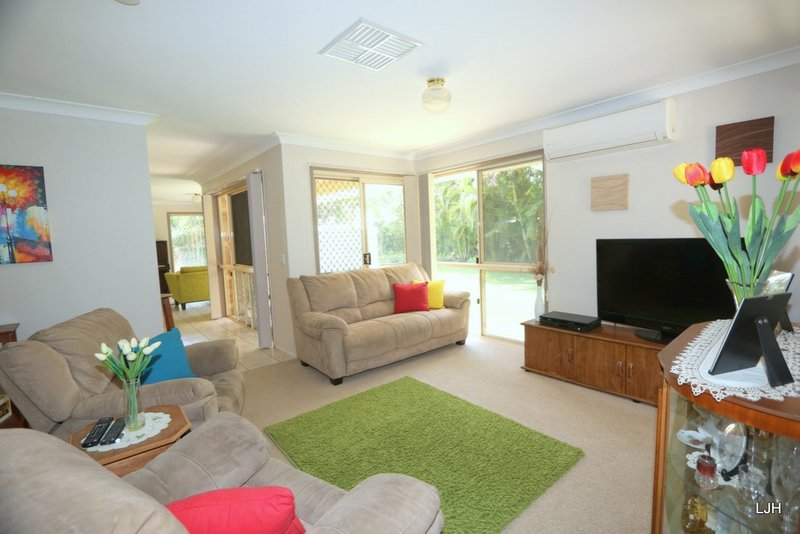 Photo - 46 Bonython Drive, Emerald QLD 4720 - Image 4