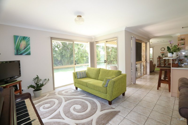 Photo - 46 Bonython Drive, Emerald QLD 4720 - Image 9