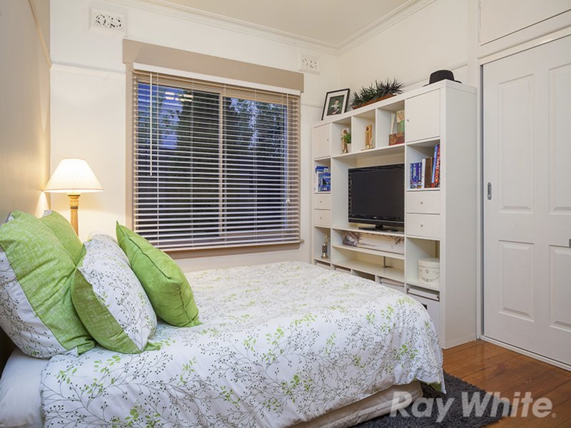 Photo - 46 Bourke Street, Mentone VIC 3194 - Image 11