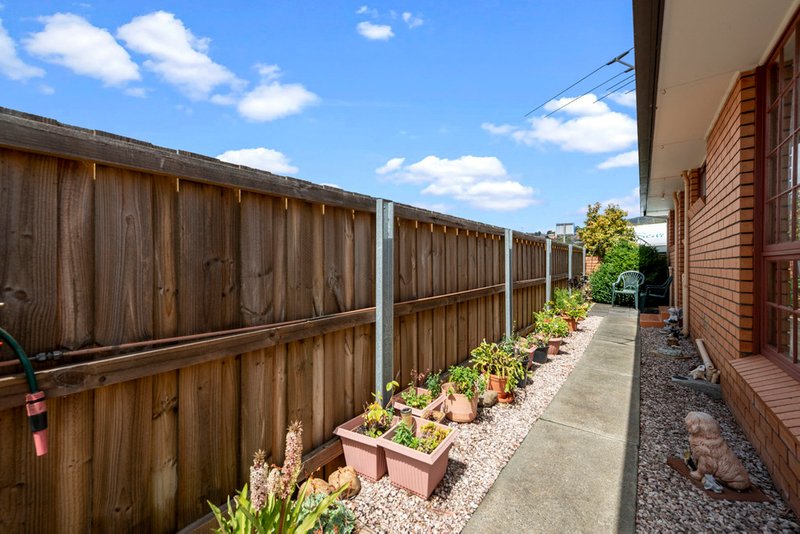 Photo - 4/6 Brenock Court, Glenorchy TAS 7010 - Image 18