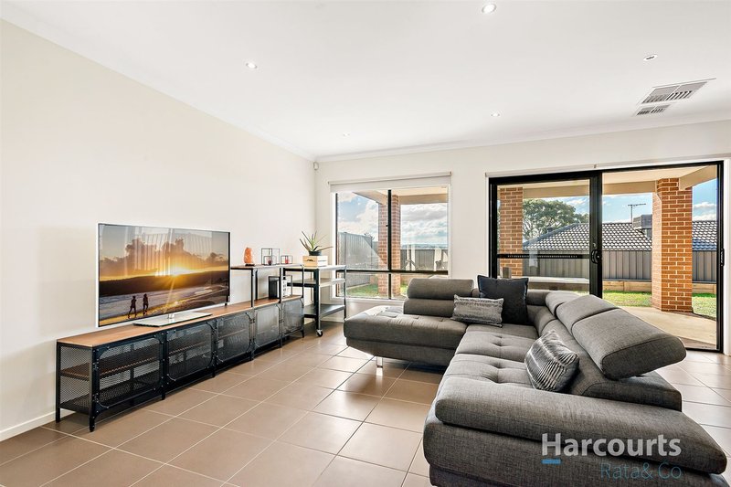 Photo - 46 Brunton Drive, Mernda VIC 3754 - Image 6