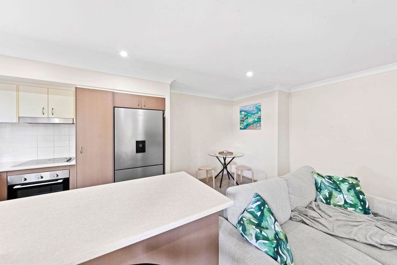 Photo - 4/6 Canton Court, Manly West QLD 4179 - Image 6