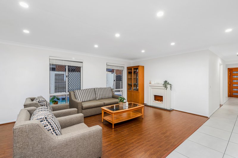 Photo - 46 Canyon Drive, Stanhope Gardens NSW 2768 - Image 5