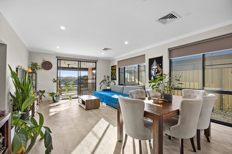 Photo - 46 Carnelian Avenue, Australind WA 6233 - Image 6