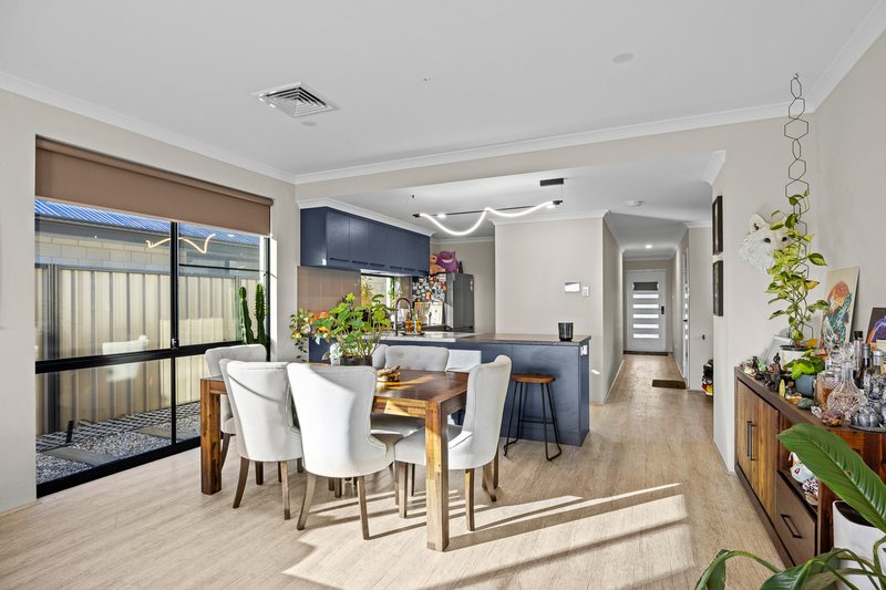 Photo - 46 Carnelian Avenue, Australind WA 6233 - Image 8