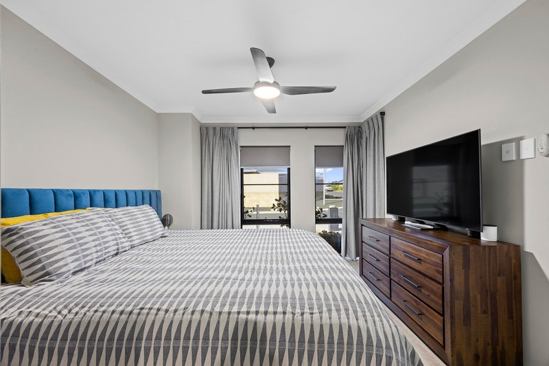 Photo - 46 Carnelian Avenue, Australind WA 6233 - Image 13