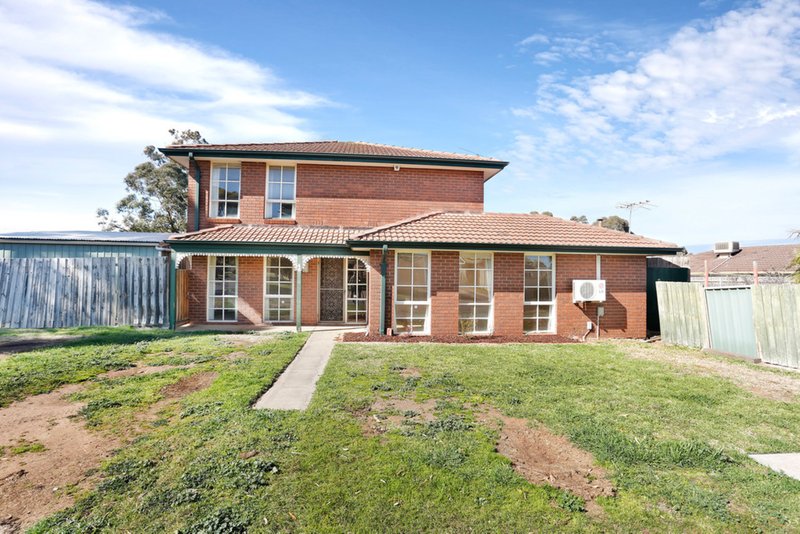 Photo - 46 Chelmsford Way, Melton West VIC 3337 - Image 6