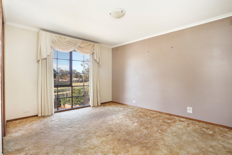 Photo - 46 Chelmsford Way, Melton West VIC 3337 - Image 9