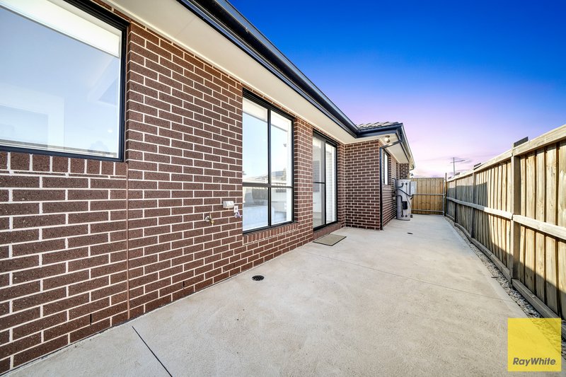 Photo - 46 Colonial Circuit, Tarneit VIC 3029 - Image 18