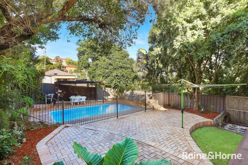 Photo - 46 Cook Street, Turrella NSW 2205 - Image 2