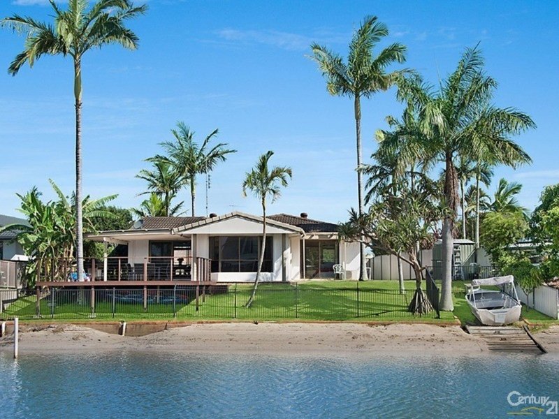 Photo - 46 Coppabella Crescent, Mooloolaba QLD 4557 - Image 2