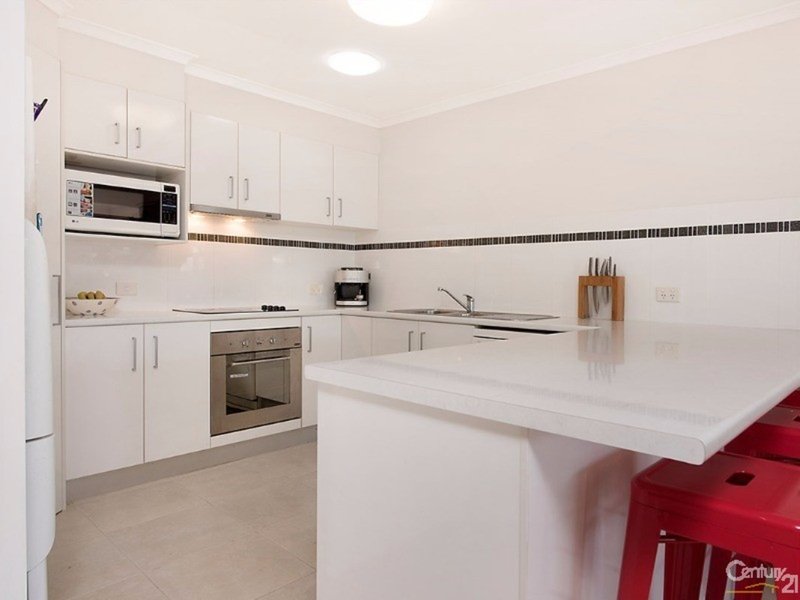 Photo - 46 Coppabella Crescent, Mooloolaba QLD 4557 - Image 4