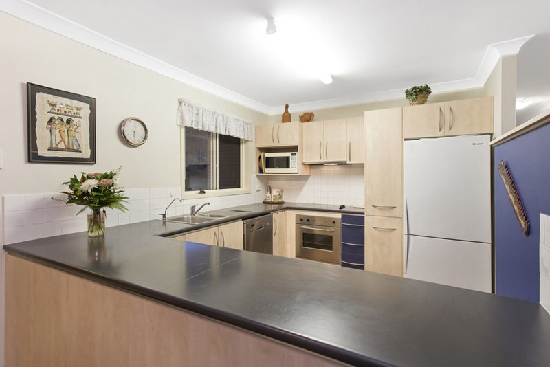 Photo - 46 Crewe Street, Mount Gravatt East QLD 4122 - Image 4