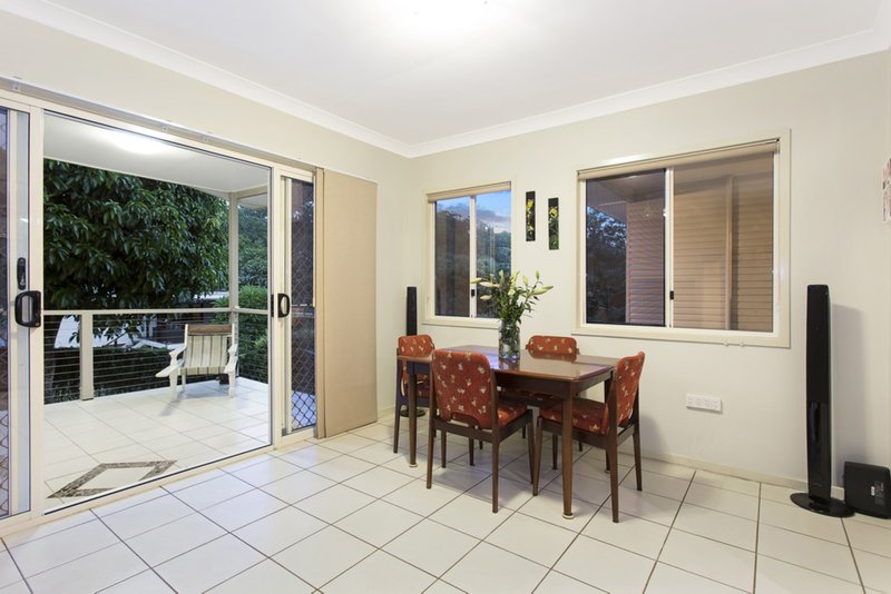 Photo - 46 Crewe Street, Mount Gravatt East QLD 4122 - Image 6