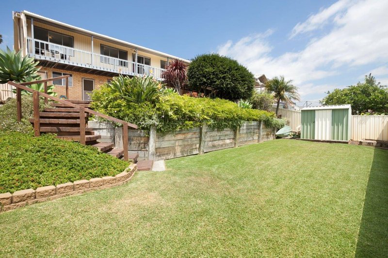 Photo - 46 Cuthbert Drive, Mount Warrigal NSW 2528 - Image 3