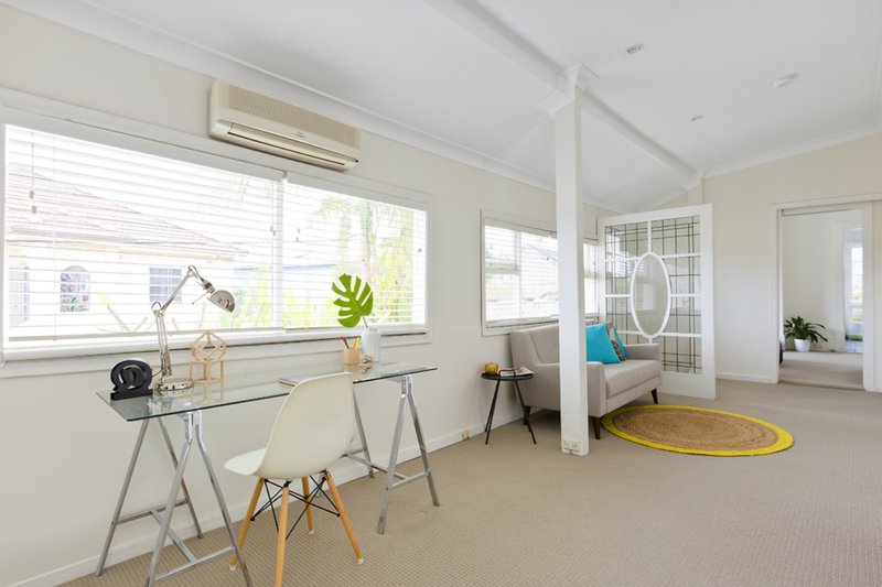 Photo - 46 Daintrey Street, Fairlight NSW 2094 - Image 5