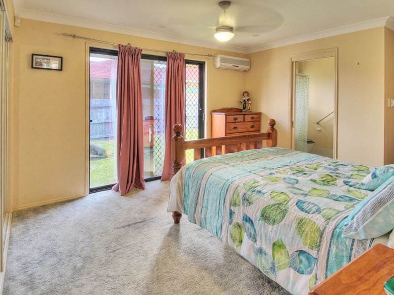 Photo - 46 Dampier Crescent, Drewvale QLD 4116 - Image 9