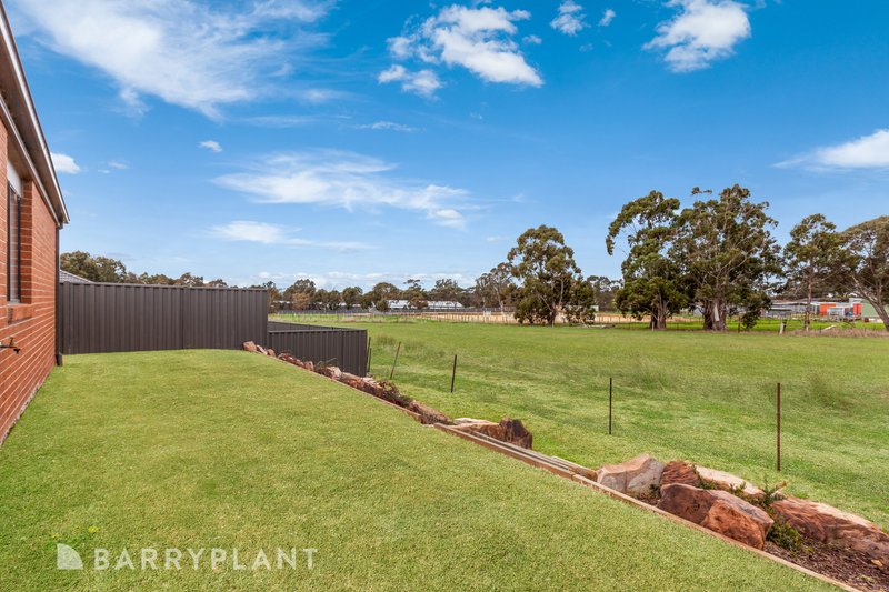 Photo - 46 Delma Crescent, Seymour VIC 3660 - Image 10