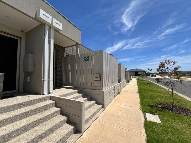 Photo - 46 Dianchi Drive, Wyndham Vale VIC 3024 - Image 1