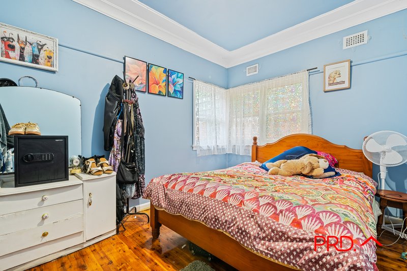 Photo - 46 Donnison Street, West Gosford NSW 2250 - Image 5