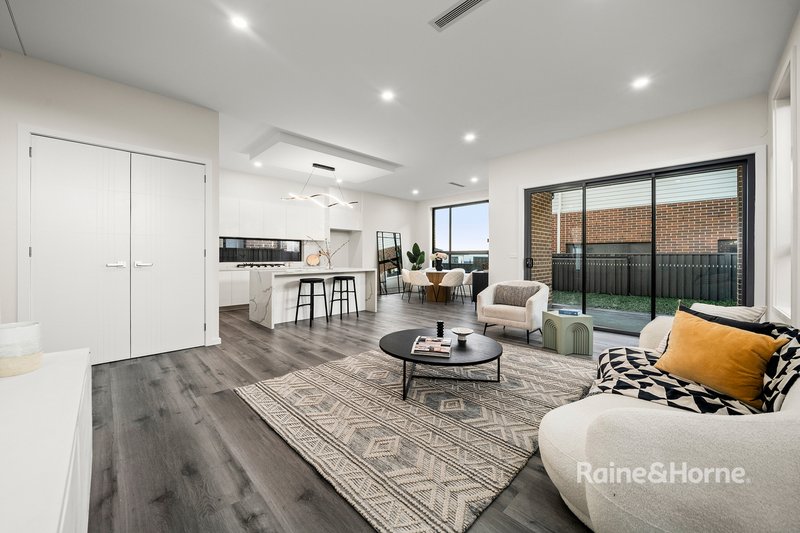 Photo - 46 Drinkwater Avenue, Rouse Hill NSW 2155 - Image 3