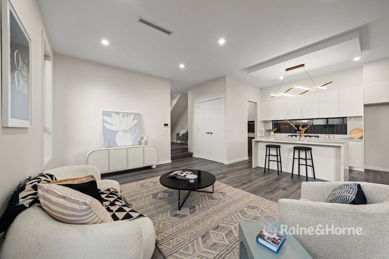 Photo - 46 Drinkwater Avenue, Rouse Hill NSW 2155 - Image 4