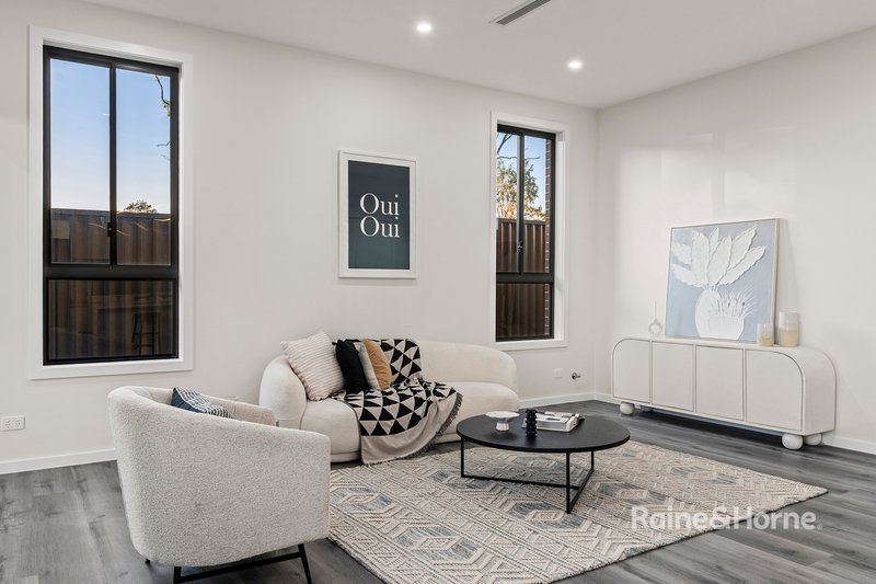 Photo - 46 Drinkwater Avenue, Rouse Hill NSW 2155 - Image 6