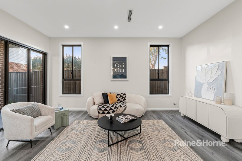Photo - 46 Drinkwater Avenue, Rouse Hill NSW 2155 - Image 12