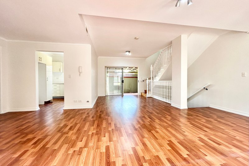 Photo - 4/6 Duke Street, Campsie NSW 2194 - Image 2