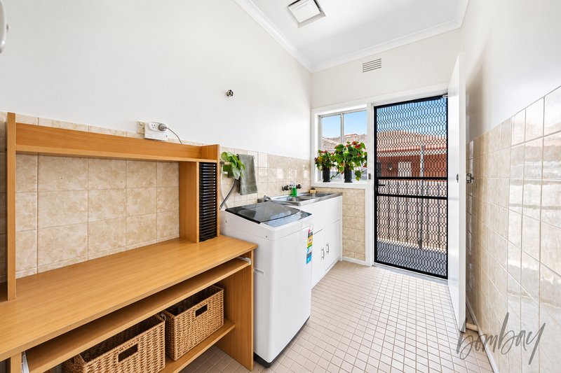 Photo - 46 Dunstan Parade, Campbellfield VIC 3061 - Image 14