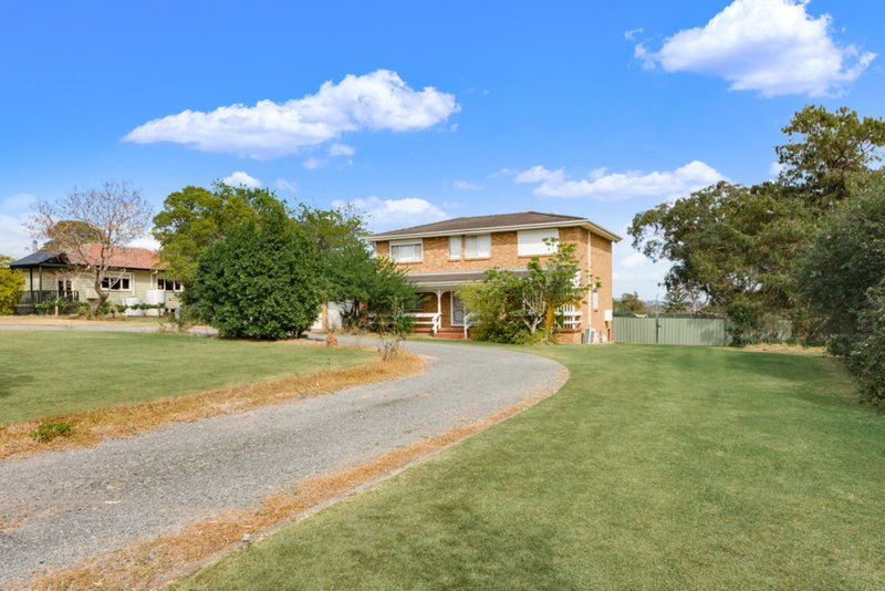 Photo - 46 Eagleview Road, Minto NSW 2566 - Image 2