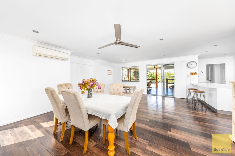 Photo - 46 Edgewood Drive, Emerald QLD 4720 - Image 4