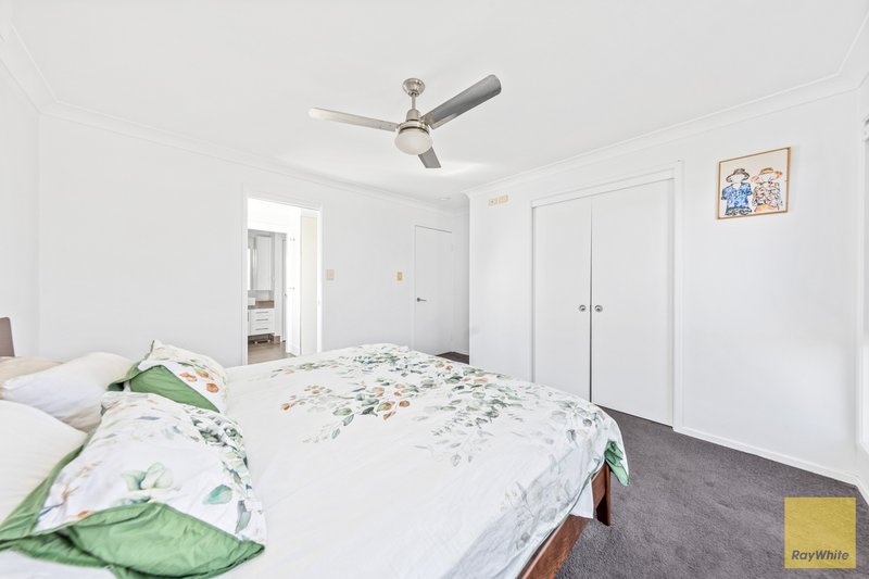 Photo - 46 Edgewood Drive, Emerald QLD 4720 - Image 14