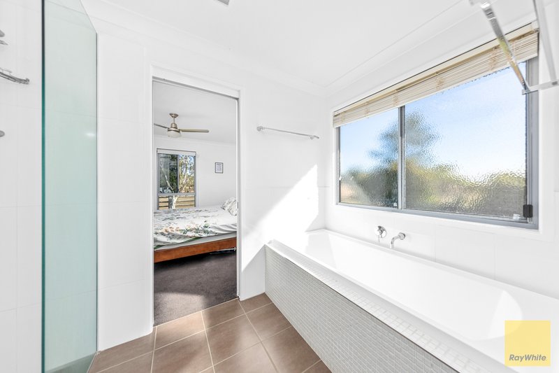 Photo - 46 Edgewood Drive, Emerald QLD 4720 - Image 15