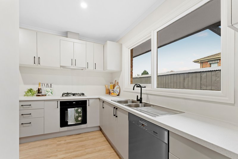 Photo - 46 Elder Street, Clarinda VIC 3169 - Image 5