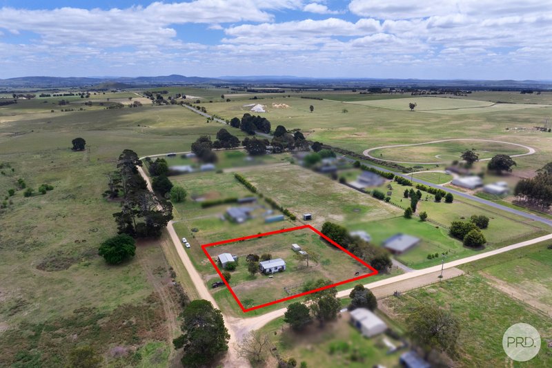 Photo - 46 Elizabeth Street, Allendale VIC 3364 - Image 2