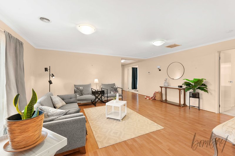 Photo - 46 Exmouth Road, Craigieburn VIC 3064 - Image 6