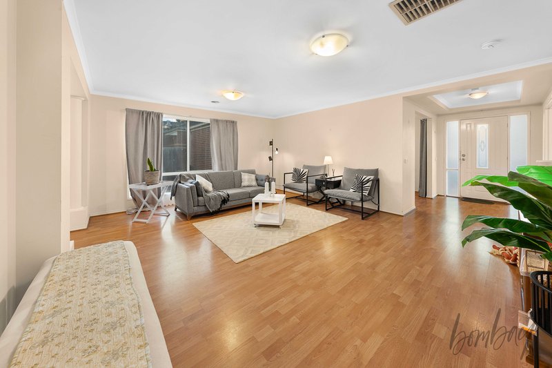 Photo - 46 Exmouth Road, Craigieburn VIC 3064 - Image 8