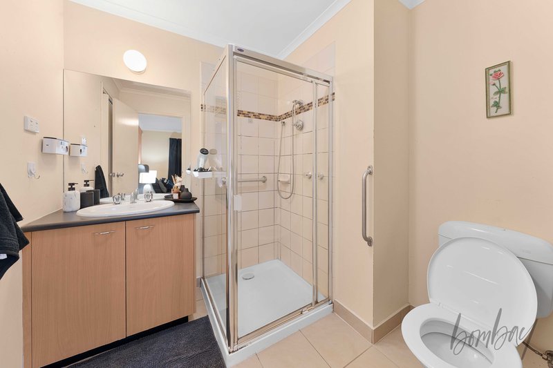 Photo - 46 Exmouth Road, Craigieburn VIC 3064 - Image 15