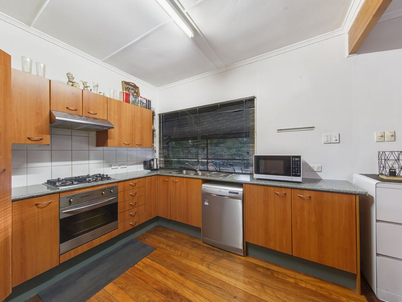 Photo - 46 Fallon Street, Everton Park QLD 4053 - Image 6