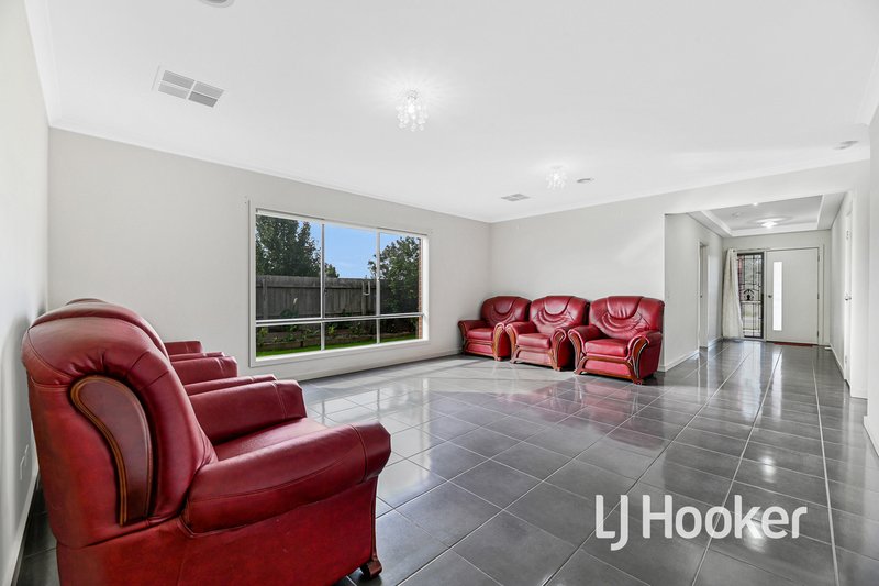 Photo - 46 Ferrari Drive, Cranbourne East VIC 3977 - Image 2